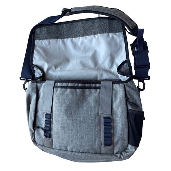 Timbuk2 CROSSBODY San Francisco COMMAND MESSENGER Bag Midway Gray - Picture 3 of 12